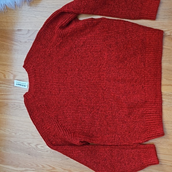 Old Navy Sweater - Picture 3 of 4